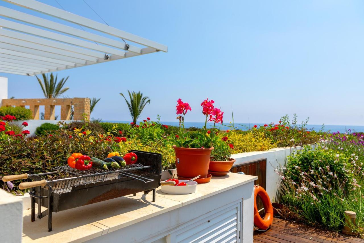 Protaras Beachfront Villa Alia Exteriér fotografie