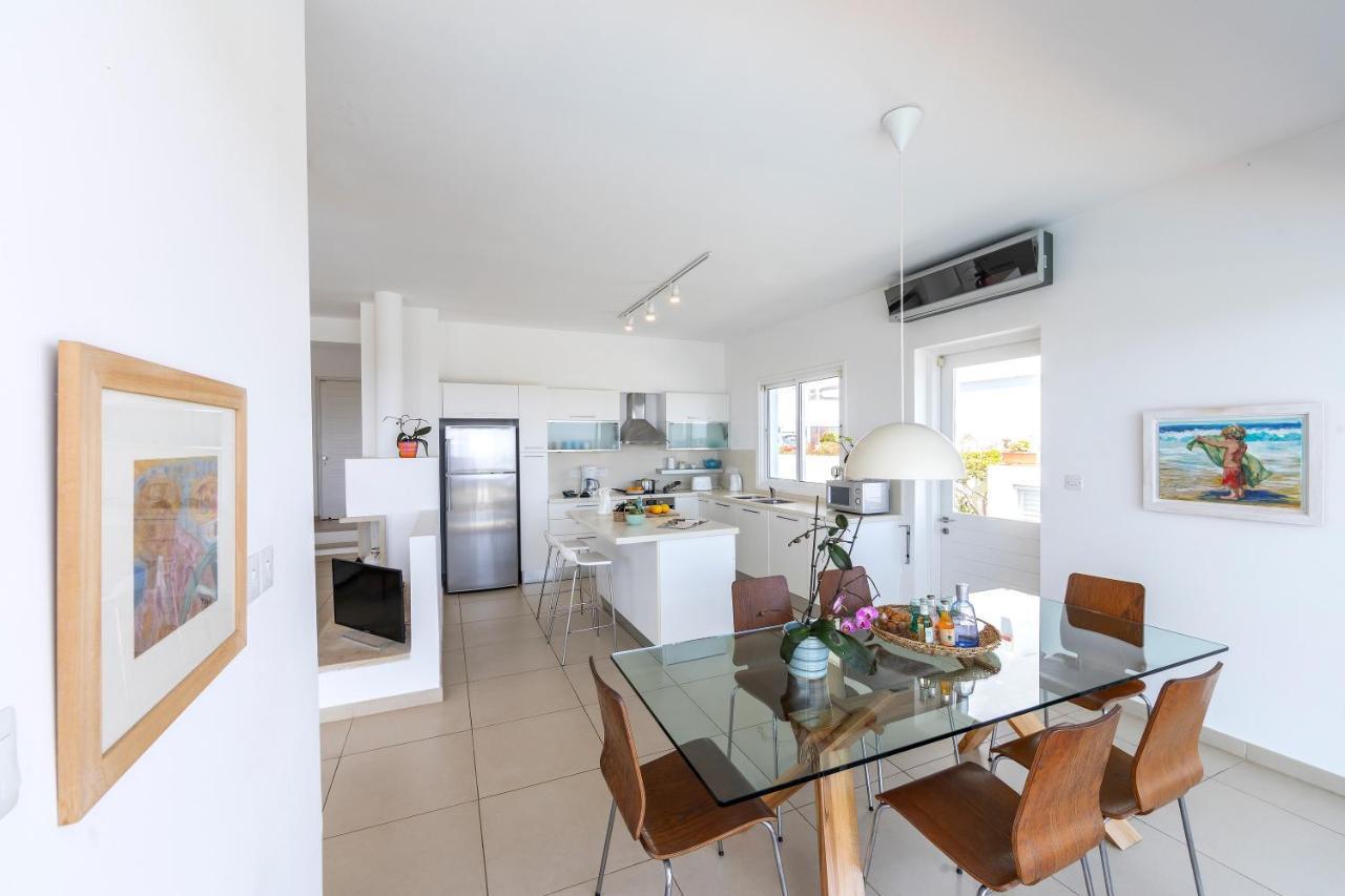 Protaras Beachfront Villa Alia Exteriér fotografie