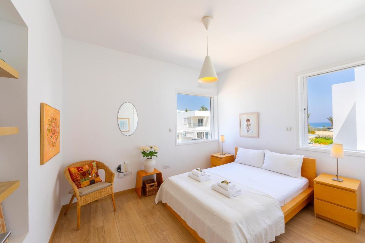 Protaras Beachfront Villa Alia Exteriér fotografie
